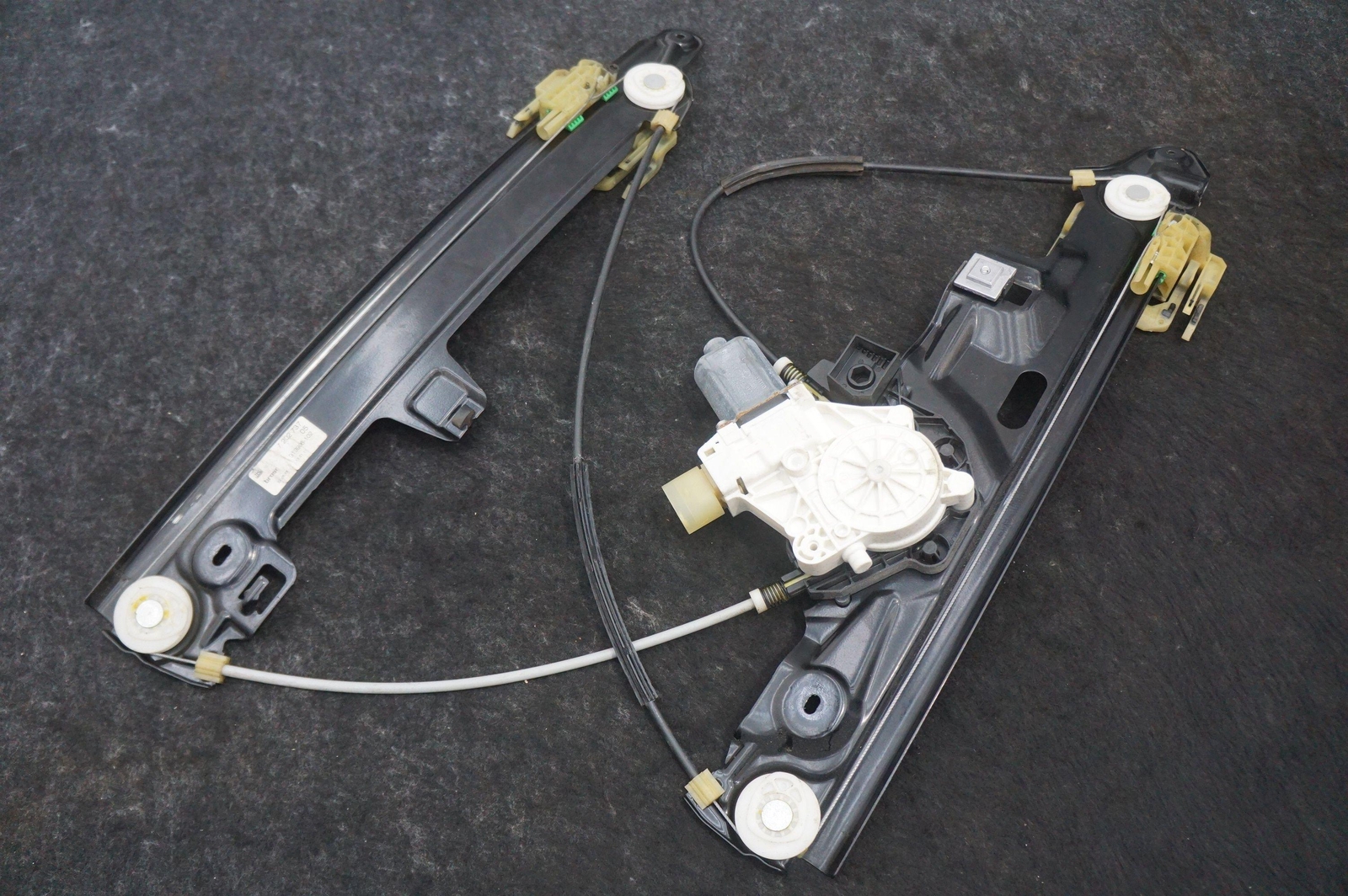 Front Left Door Window Regulator 51337213539 Rolls Royce Ghost Series I 2009-14