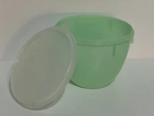 Vintage Eagle Super Seal Green Lettuce Keeper Similar to Tupperware Lettuce Bowl
