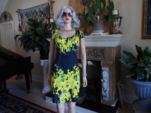 Blumarine Black w/Yellow Floral Print A Line Sheath Dress Size IT 44- US 8 - Picture 4 of 22