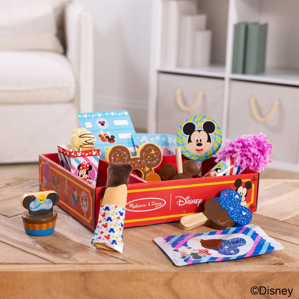 Melissa & Doug Disney Snacks & Popcorn Wooden Play Food Set -