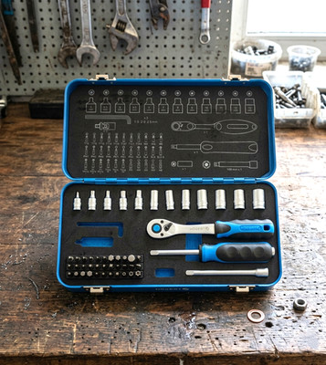Werkzeug-Set Knarrenkasten HOGERT TECHNIK HT1R485, (B-Ware)