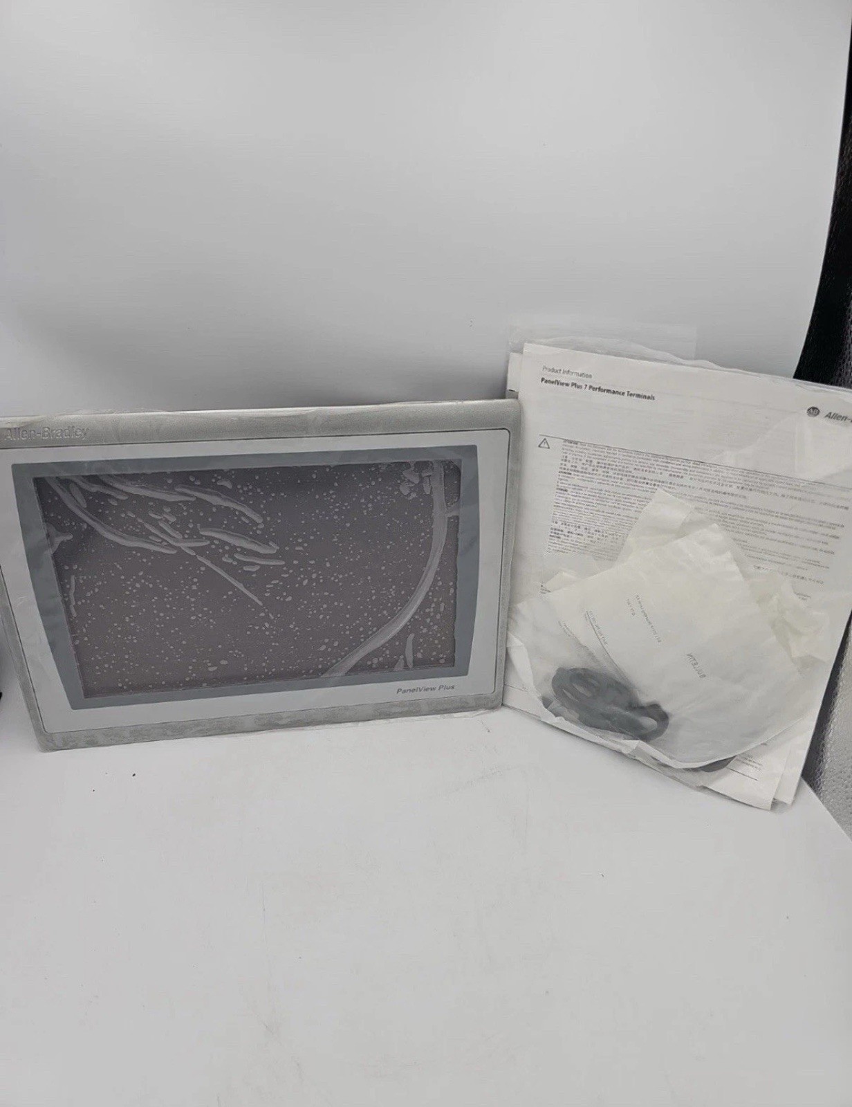 Allen-Bradley 2711P-T12W22D9P /B PanelView Plus 7 12.1" Color/Touch DC Terminal