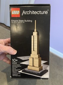 LEGO ARCHITECTURE 21002 Empire State Building Not Sure If Complete