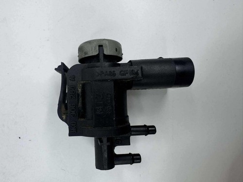 Volkswagen Touran I 2006 Benzin 110kW Turbolader Druckwandler Magnetventil