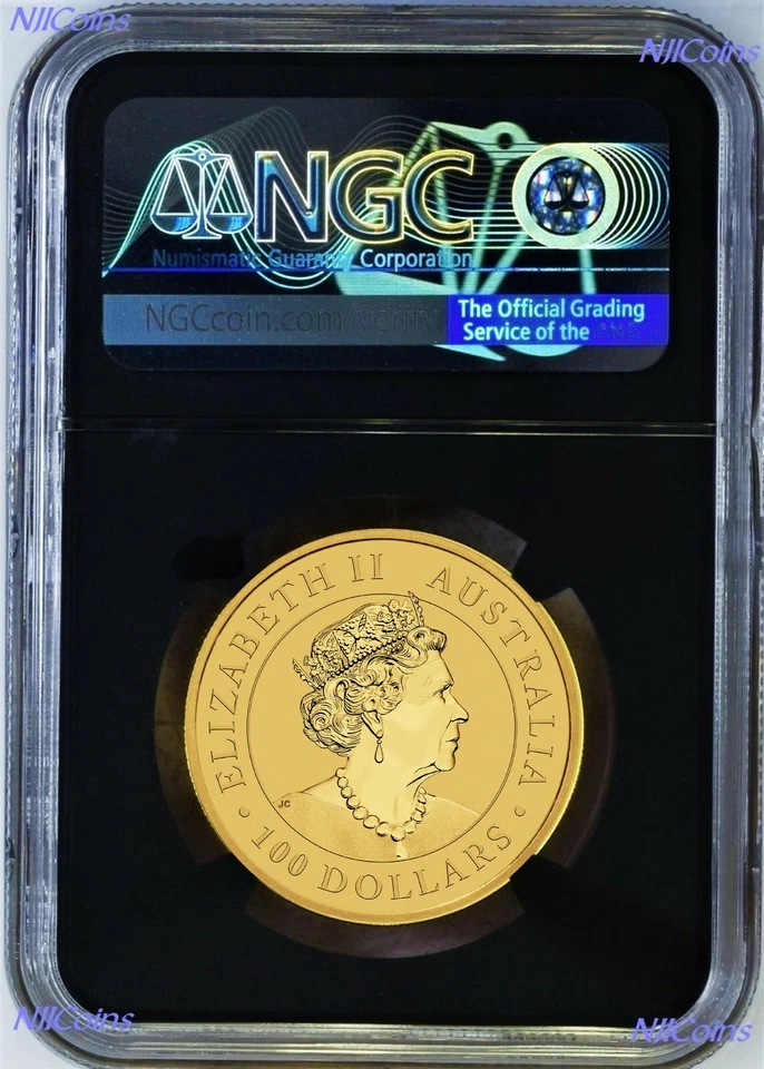 Moneda de 100 dólares Australia Bullion 2022 1 oz oro .9999 canguro NGC MS70 núcleo negro Foto 2 de 2