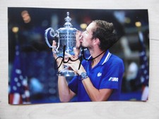 Daniil Medvedev autograph signed 10x15 cm picture