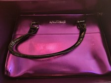 Younique Presenter Purple Metallic Make Up Or...