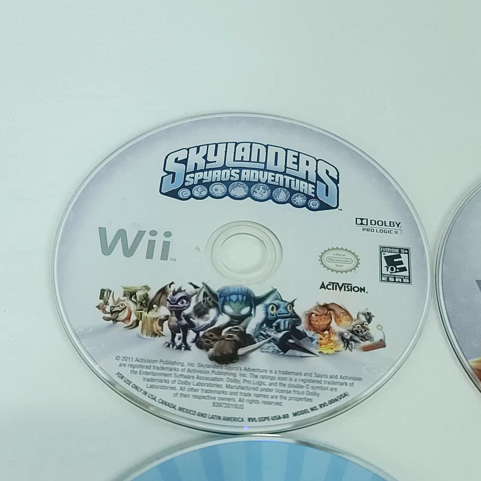 Nintendo Wii Games Lot of 4 Bundle Skylanders Spyro Smurfs 2 Sims 3 - Image 3 of 4