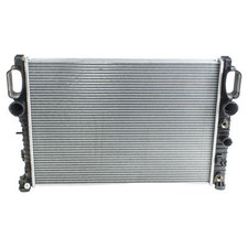 Motorkühler für Mercedes E-Klasse/CLS (W211)(S211)(C219) Motorkühler für Mercedes E-Klasse/CLS (W211)(S211)(C219)