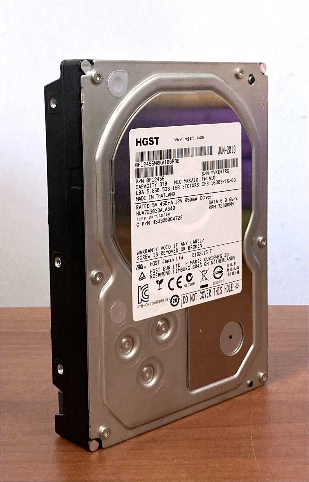 Hitachi HGST HUA723030ALA640 3TB 7200RPM 64MB SATA 3.0Gb/s 3.5