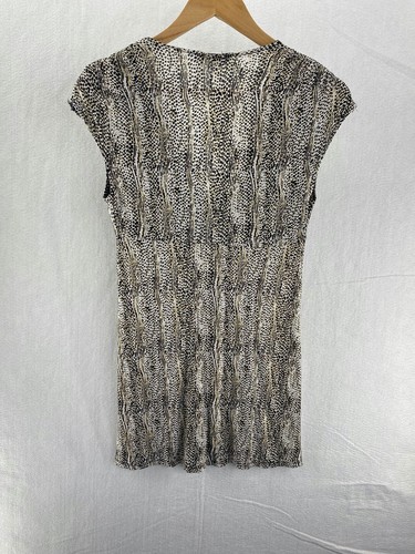 Express S Top Animal Print Stretch Blouse Shirt Sequin Accent EUC (W4760-K12) - Bild 2 von 9