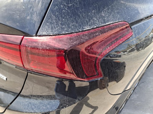 Used Right Tail Light Assembly fits: 2019 Hyundai Santa fe SWB incandescent quar