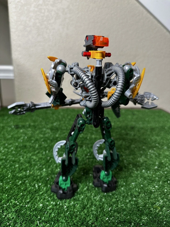 LEGO Bionicle TOA Mahri Hewkii faltan algunas piezas pero montado Foto 4 de 4