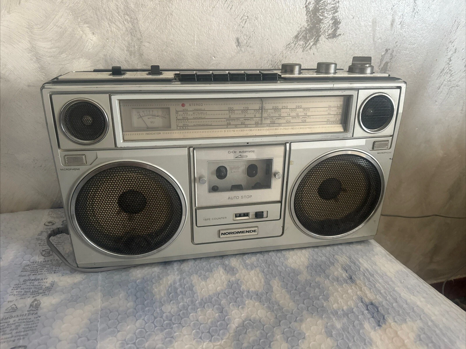 Foto 1 di 3