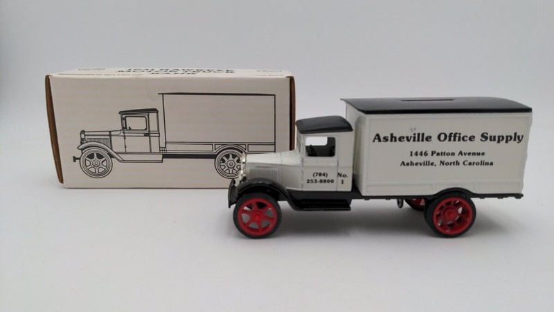 Ertl 9118 1:34 Scale Diecast Asheville Office Supply '31 Hawkeye Box Truck Bank