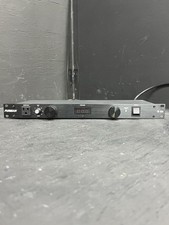 Furman M-8DX Power Conditioner 9 Outlet 15 Amp