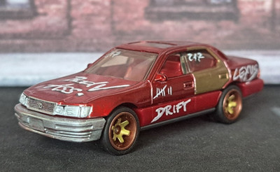 1/64 Matchbox 1990 Lexus LS400 Umbau Real Riders Custom Rays TE37 Felgen Drift