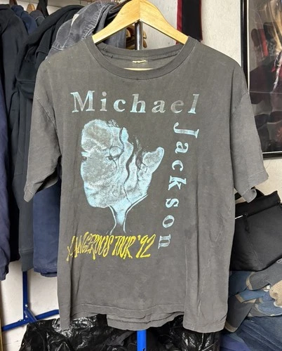 Michael Jackson King Of Pop Dangerous World Tou 1990s vintage concert t-shirt, vintage, single stitch, B+ condition
