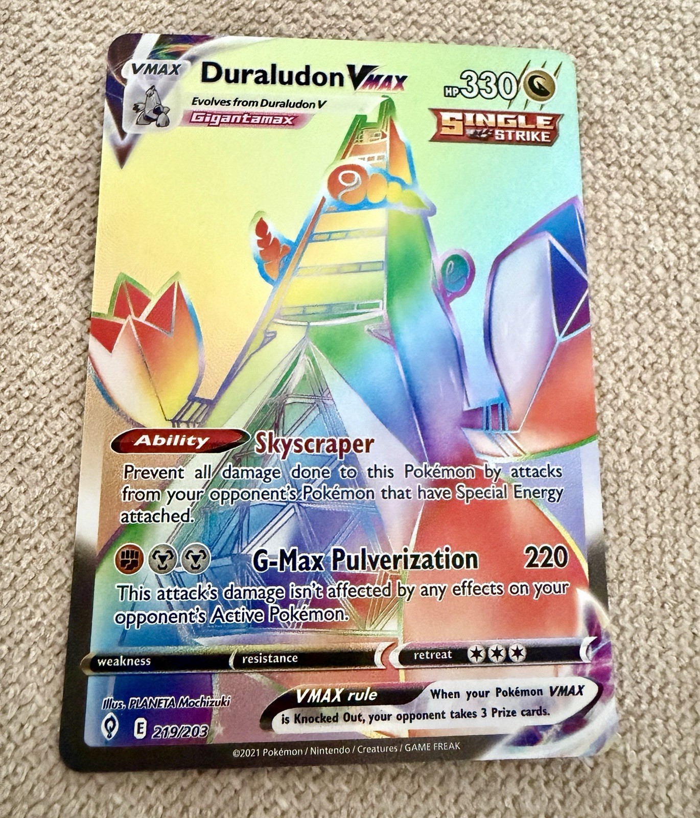 Duraludon VMAX (Secret) SWSH07: Evolving Skies - Pokemon NM 219/203