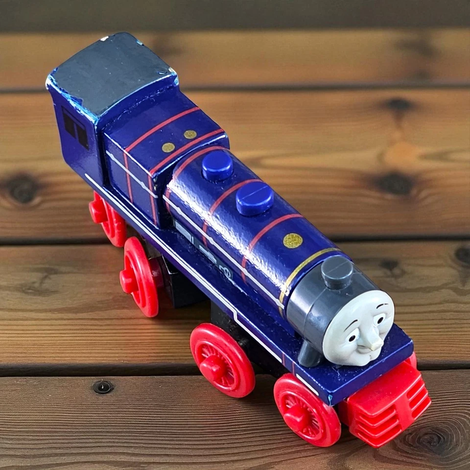 De colección Thomas & Friends Ferrocarril de Madera HANK Tren Motor Tanque Vagón Magnético 2003 Foto 3 de 4