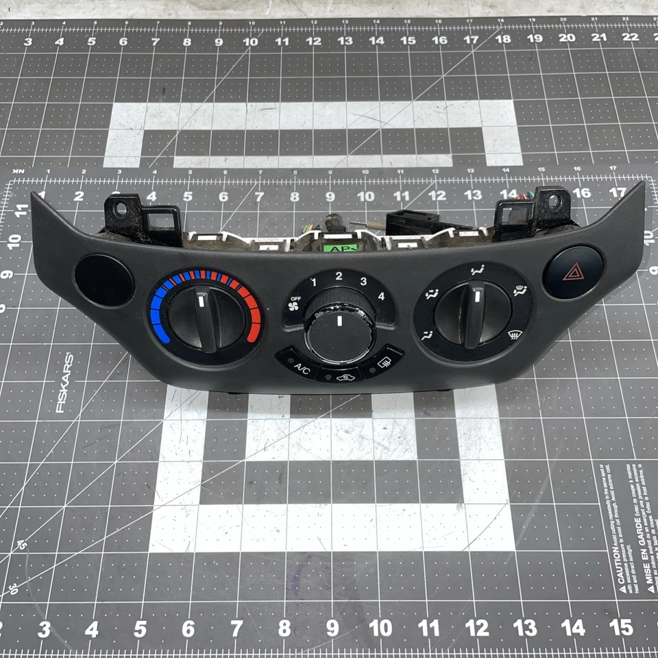 2007 2011 Chevy Aveo 96650500 Heat AC Temperature Climate Control Panel - Image 3 of 4
