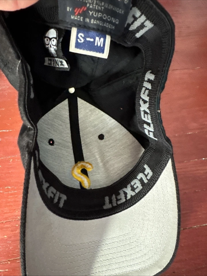 Gorra de béisbol rara de World of Warcraft. S/M. Poco uso. Marca de iones “Quest” Foto 3 de 4