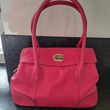 Handtasche LANCEL in der Sommerfarbe pink