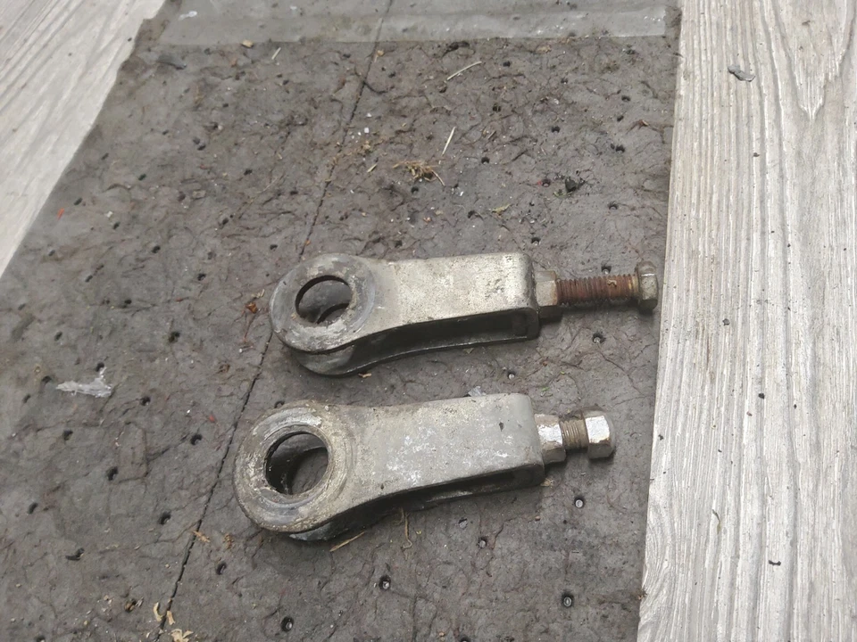 76-83 1983 Suzuki GS750 OEM tensor de cadena ajustador cadena de transmisión Foto 3 de 4