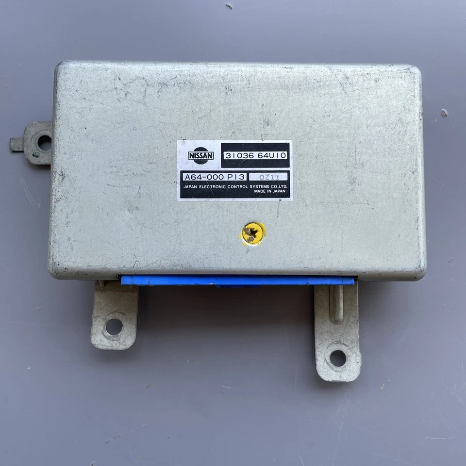 31036 64U10 1991 INFINITI Q45 OEM UNIDAD DE MÓDULO DE CONTROL DE TRANSMISIÓN TCM TCU Foto 2 de 4