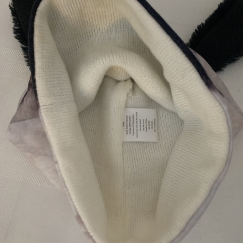 Youth Girls Pug Puppy Dog Winter Hat Beanie Photo One Size - Picture 6 of 7