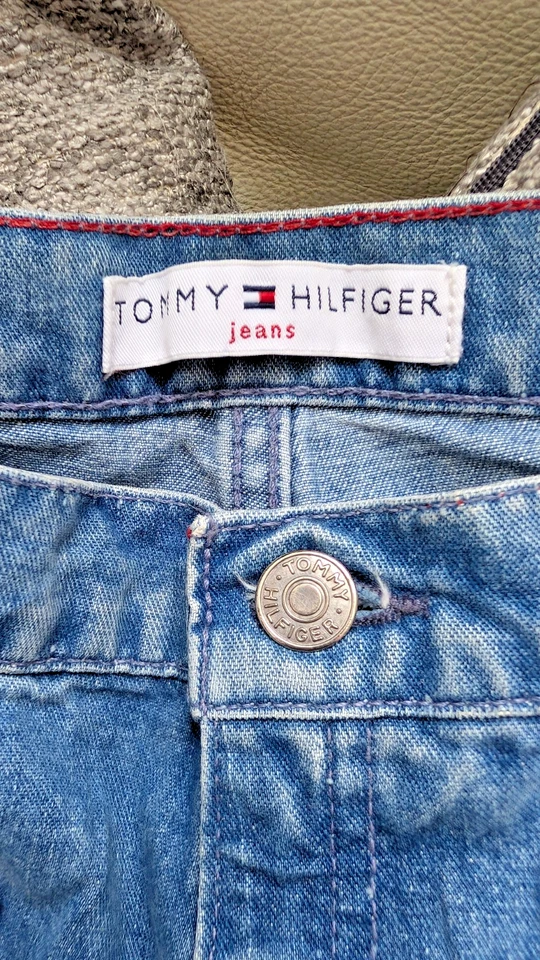 Vintage Tommy Hilfiger Denim Carpenter Shorts 4 Pockets Size 10 Preloved FAB! - Image 4 of 4