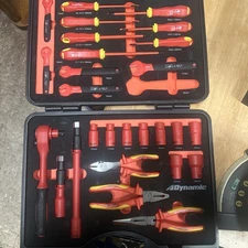 28 Piece Insulated Tool Set, VDE Certified to 1,000V AC, Electrician Tools In...