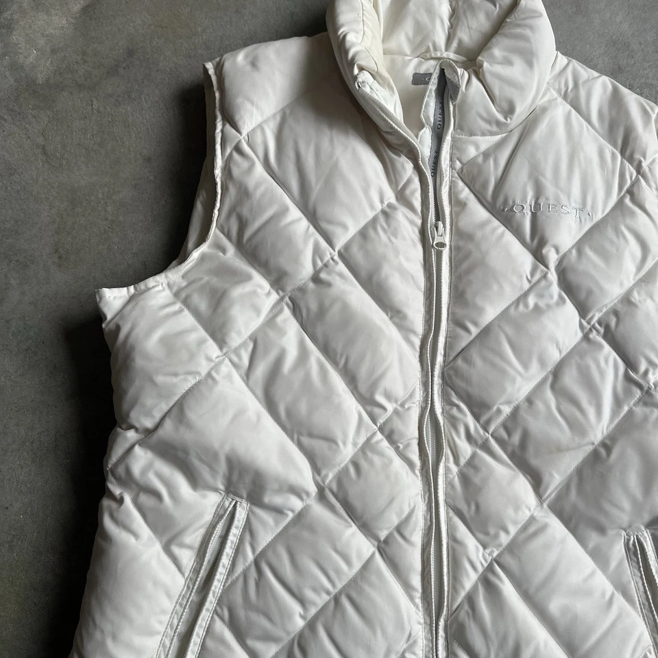 Quest Women’s White Down Puffer Vest Size Large Zip Up Sleeveless Winter - Image 2 of 4
