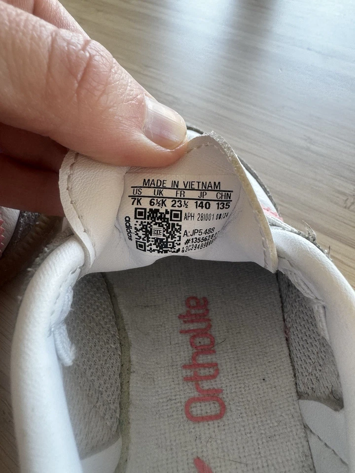 Adidas Toddler Girl Pink Sambas Size 7 - Image 4 of 4