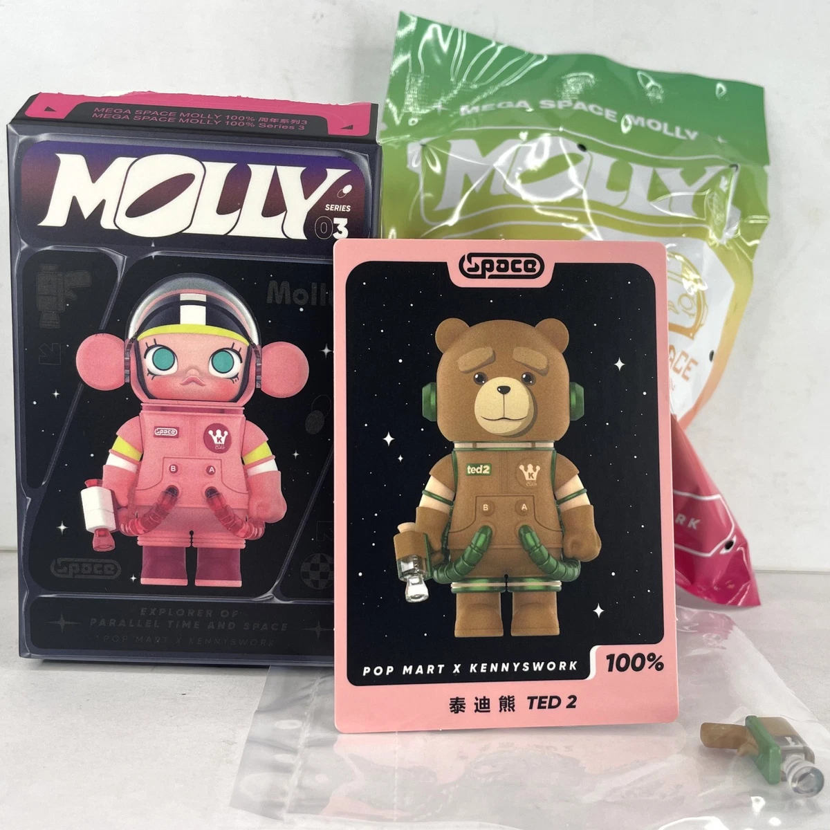 レア！ベアブリック2体まとめて キョンシー Ted Ted PVC Action 