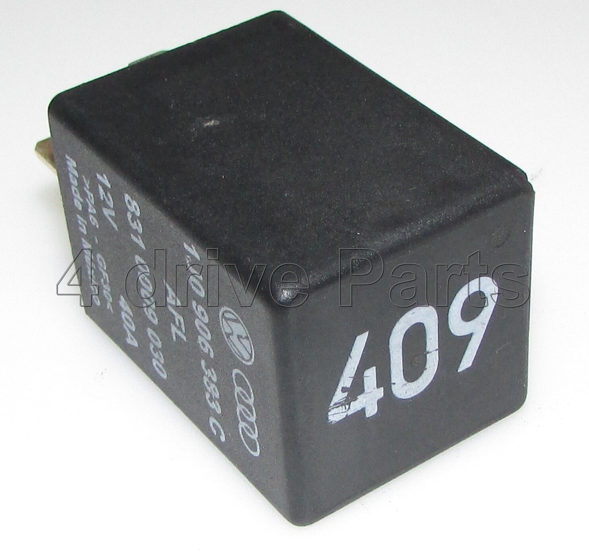 8310009030 Audi & VW Seat 8-Pin Fuel Pump Black Relay (No.409 