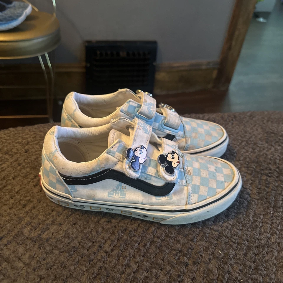 迪士尼 x 范斯二手鞋 V 50 周年纪念-米老鼠蓝色尺寸 3Y — 第 2/4 张图片