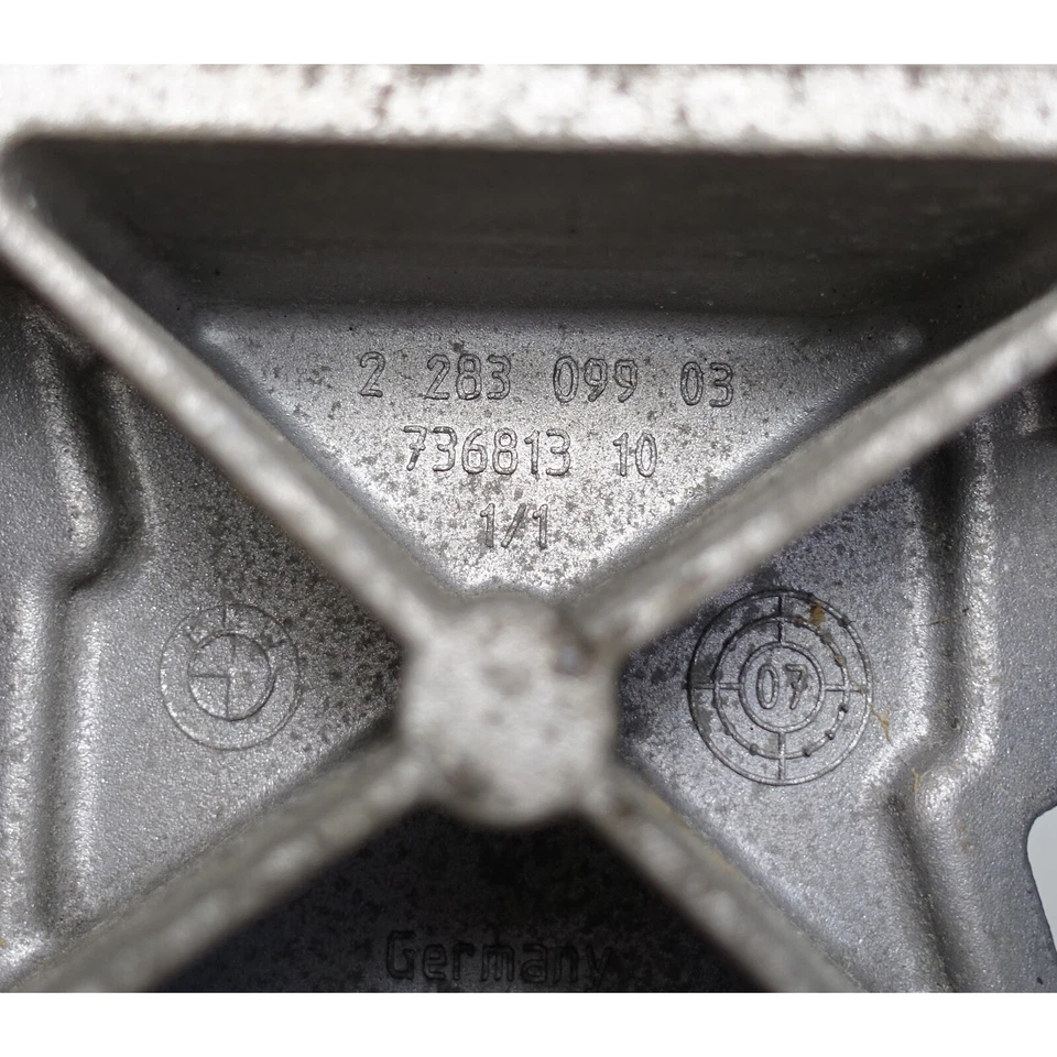 Suporte de montagem transversal de fábrica BMW E90 M3 2008-2013 para transmissão - Imagem 4 de 4