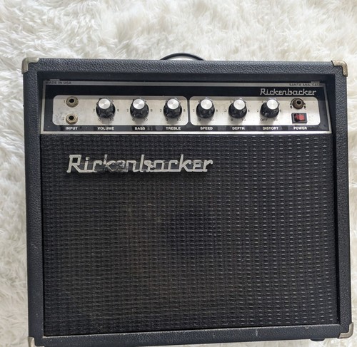 Vintage Rickenbacker TR7 Guitar Combo Amp USA Tremolo Distortion Working