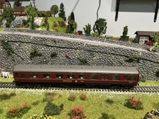 Hornby BR 68ft Dining car R4131a OO scale DC