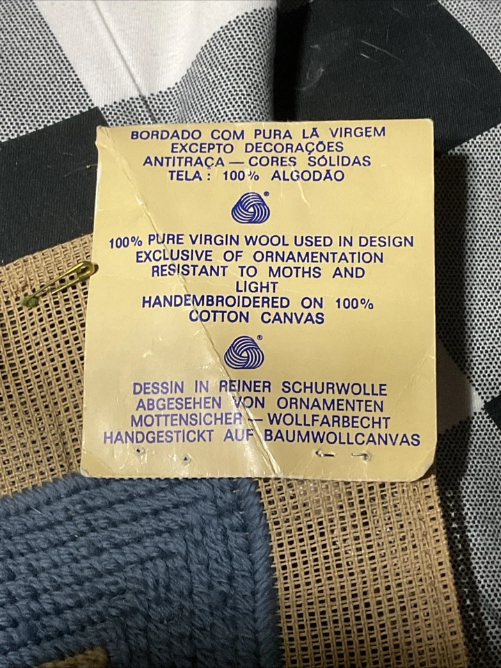 "TAPIZ FLORAL HECHO A MANO VINTAGE MADEIRA GOBELINS PUNTA DE AGUJA 37""X31""" Foto 4 de 4