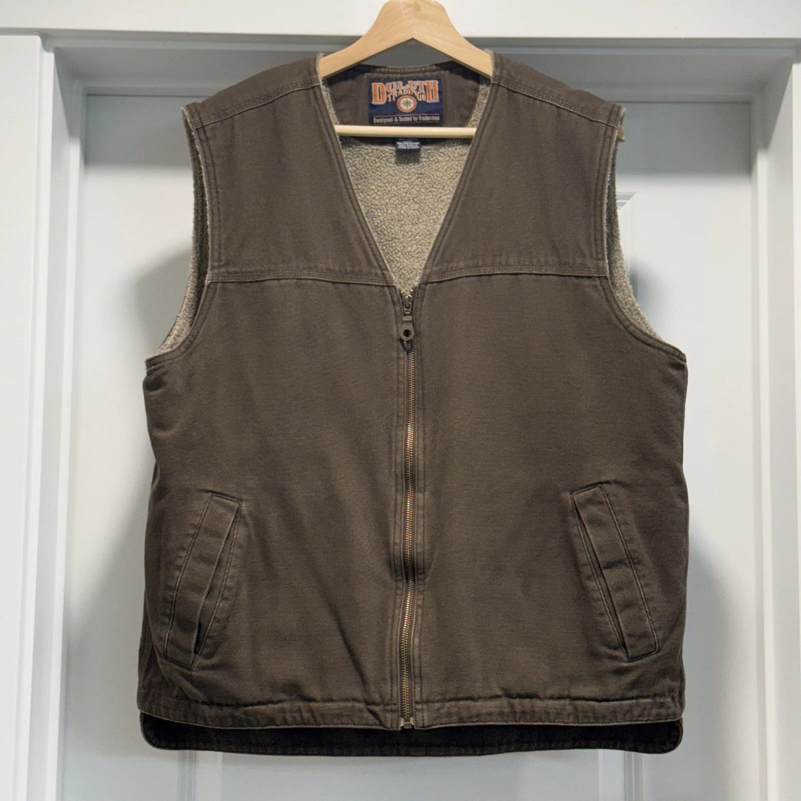 Duluth Trading Vest Mens L Brown Sherpa Lined Cotton Canvas Full Zip READ
