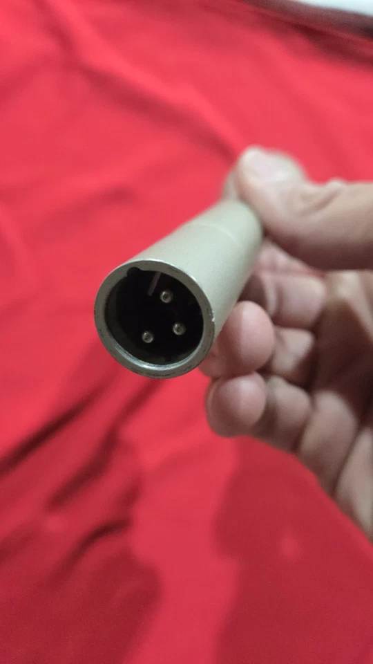 Shure SM61 Vintage Dynamic Omnidirectional Microphone - Image 4 of 4