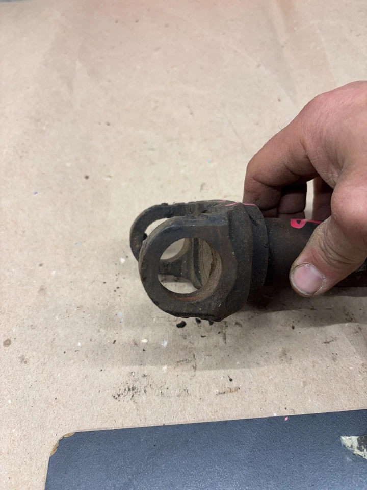 GM 27 SPLINE TRANSMISIÓN U JUNTA YUGO YEMA EJE DESLIZANTE JUNTA CAMARO NOVA GTO GS Foto 4 de 4