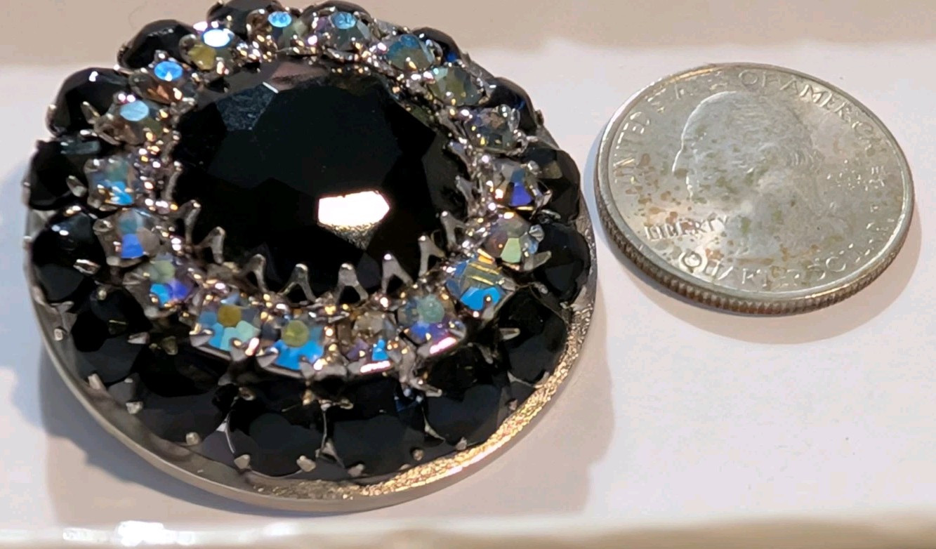 Black  & Aurora Borielus Rhinestones Button Pendant  Craft 1  10/16"
