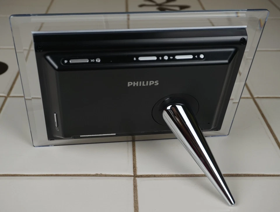 Philips 7FF2FPA/27 Digital PhotoFrame 7" Image Picture Display W/ Extras Tested - Image 3 of 4