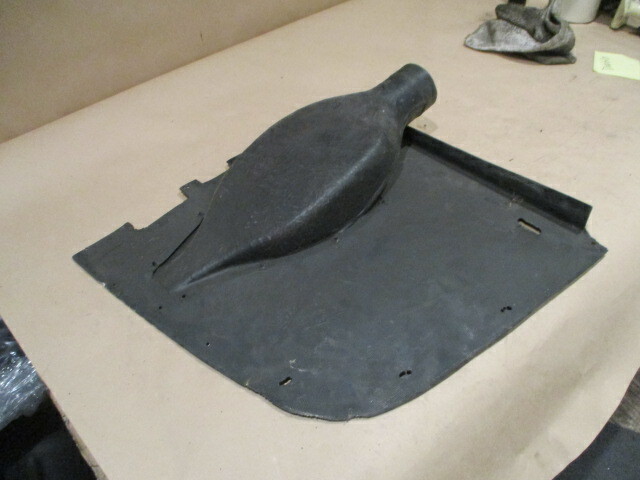 Lamborghini Diablo 91-93 - LH Bonnet Floor Panel With Air Vent - P/N 009411111