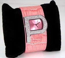 Playboy Pink Leather Designer Fashion Statement Polsino Cristallo "P" Orologio PB0189PK