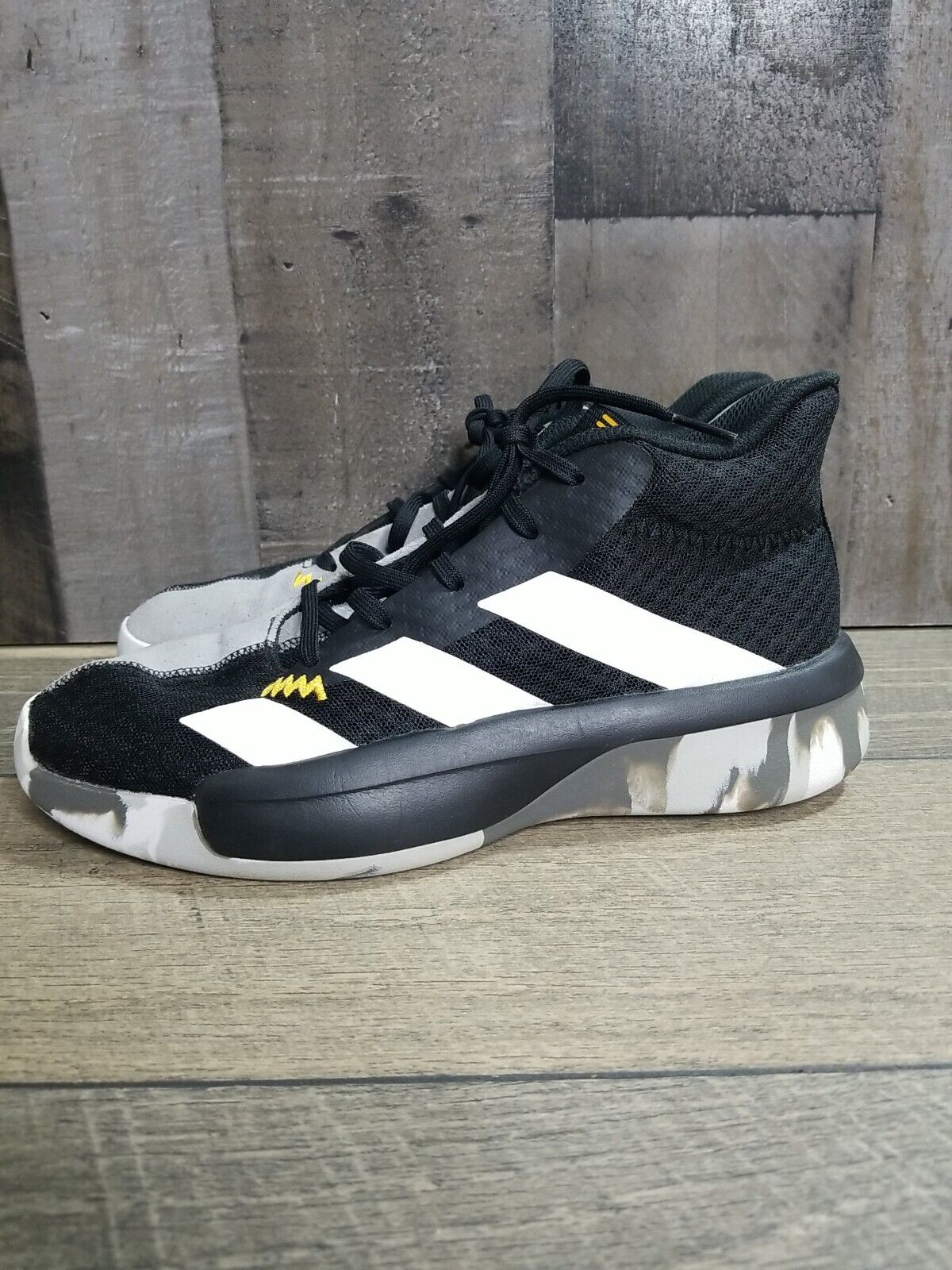 depart plot Saving Adidas Pro Next 2019 Mid Top Basketball Shoes Size 6 Black White Gold Camo  | eBay