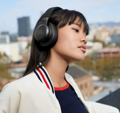 JBL LIVE 660NC Black Wireless Over-Ear Noise Cancelling JBL LIVE 660NC Black Wireless Over-Ear Noise Cancelling